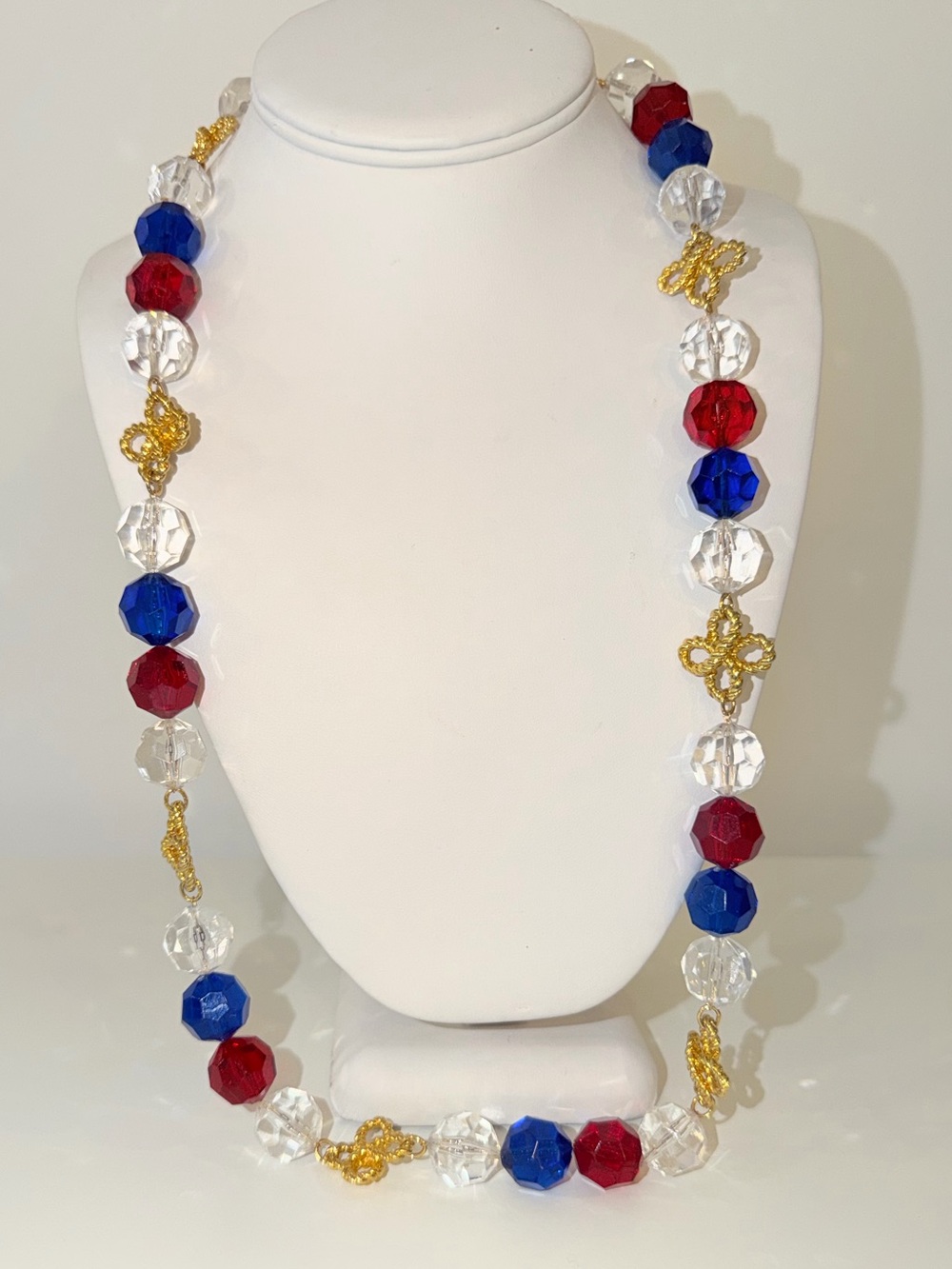 Vintage Signed Trifari Lucite Beads & Gold-Tone Metal Necklace